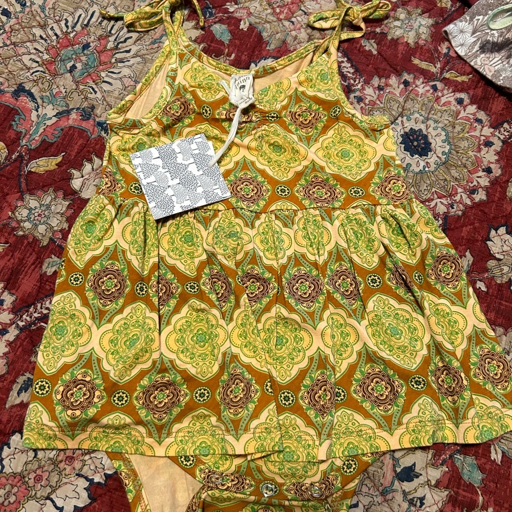 Kate Quinn dress. NWT 18/24